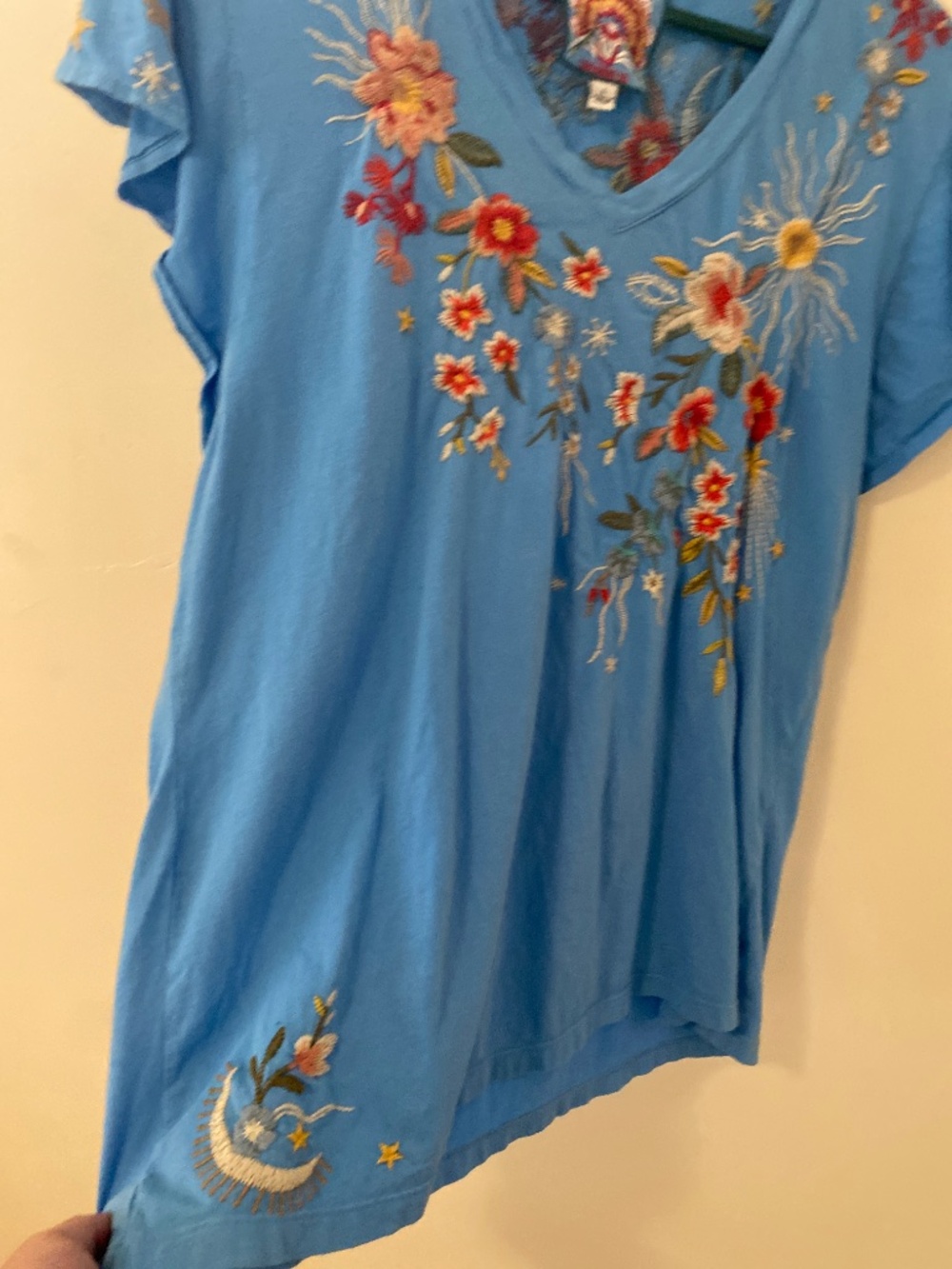 Johnny Was Tee - Picture 2 of 9